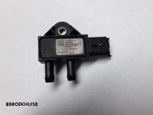 Used Particulate filter sensor Peugeot 407 SW (6E) 2.0 HDiF 16V Price € 20,00 Margin scheme offered by Autobedrijf Broekhuis B.V.