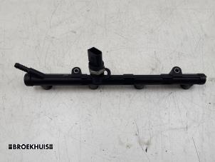 Used Fuel injector nozzle Audi A4 (B9) 2.0 T MHEV 16V Price € 40,00 Margin scheme offered by Autobedrijf Broekhuis B.V.