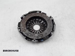 Used Pressure plate Renault Clio IV (5R) 0.9 Energy TCE 90 12V Price € 30,00 Margin scheme offered by Autobedrijf Broekhuis B.V.