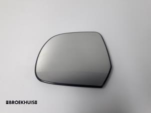 Used Mirror glass, left Nissan Micra (K13) 1.2 12V DIG-S Price € 20,00 Margin scheme offered by Autobedrijf Broekhuis B.V.