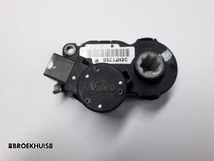Used Heater valve motor Peugeot 508 SW (8E/8U) 2.0 HDiF 16V Price € 20,00 Margin scheme offered by Autobedrijf Broekhuis B.V.