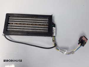 Used Heating element Peugeot 307 Break (3E) 2.0 HDi 90 Price € 25,00 Margin scheme offered by Autobedrijf Broekhuis B.V.