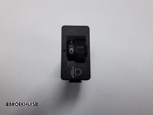 Used AIH headlight switch Peugeot 307 (3A/C/D) Price € 5,00 Margin scheme offered by Autobedrijf Broekhuis B.V.