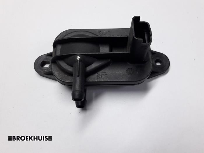 Begagnade Partikelfiltersensor Peugeot 807 2.0 HDi 16V Pris € 20,00 Marginaltabell erbjuds av Autobedrijf Broekhuis B.V.