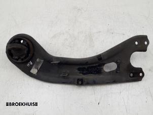 Used Rear wishbone, right Hyundai iX35 (LM) 1.6 GDI 16V Price € 30,00 Margin scheme offered by Autobedrijf Broekhuis B.V.