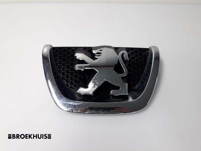Begagnade Emblem Peugeot 207/207+ (WA/WC/WM) 1.4 Pris € 20,00 Marginaltabell erbjuds av Autobedrijf Broekhuis B.V.