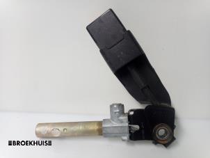 Used Seatbelt tensioner, right Renault Kangoo (KC) 1.4 Price € 15,00 Margin scheme offered by Autobedrijf Broekhuis B.V.