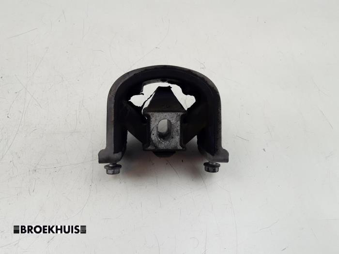 Usagé Support moteur Volkswagen Transporter T6 2.0 TDI 150 Prix € 18,15 Prix TTC proposé par Autobedrijf Broekhuis B.V.