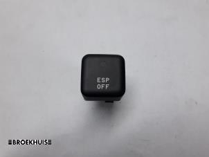 Used ESP switch Peugeot 206 (2A/C/H/J/S) 1.4 HDi Price € 7,50 Margin scheme offered by Autobedrijf Broekhuis B.V.