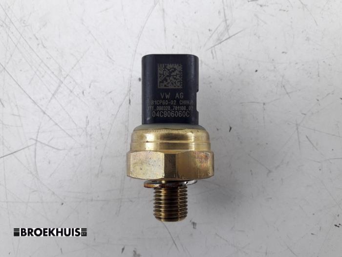 Gebrauchte Öldrucksensor Skoda Superb Combi (3V5) 2.0 TDI Preis € 20,00 Margenregelung angeboten von Autobedrijf Broekhuis B.V.