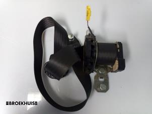 Used Seatbelt tensioner, left Iveco New Daily IV 35C14V, 35C14V/P, 35S14V, 35S14V/P Price € 60,00 Inclusive VAT offered by Autobedrijf Broekhuis B.V.