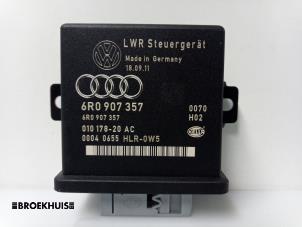 Używane Sterownik oswietlenia Volkswagen Polo V (6R) 1.4 16V Cena € 40,00 Procedura marży oferowane przez Autobedrijf Broekhuis B.V.