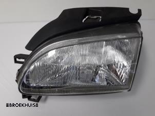 Używane Reflektor lewy Seat Arosa (6H1) 1.4 TDI Cena € 20,00 Procedura marży oferowane przez Autobedrijf Broekhuis B.V.