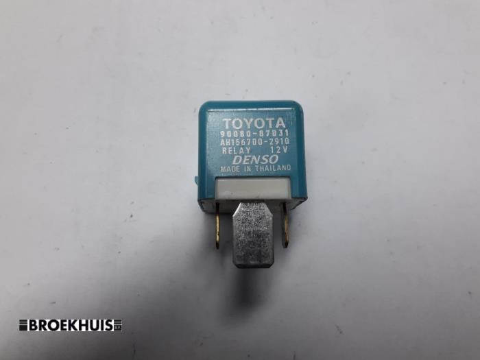 Begagnade Relä Peugeot 107 Pris € 7,50 Marginaltabell erbjuds av Autobedrijf Broekhuis B.V.