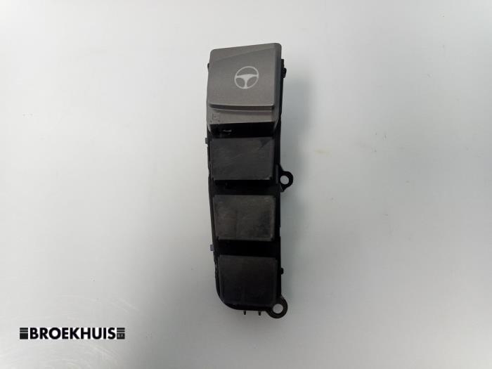 Gebrauchte Schalter Fiat Bravo (198A) 1.6 JTD Multijet 105 Preis € 10,00 Margenregelung angeboten von Autobedrijf Broekhuis B.V.