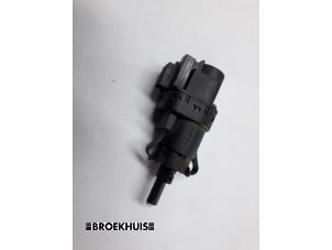 Used Clutch switch Ford Transit Connect 1.8 TDCi 90 Price € 12,10 Inclusive VAT offered by Autobedrijf Broekhuis B.V.