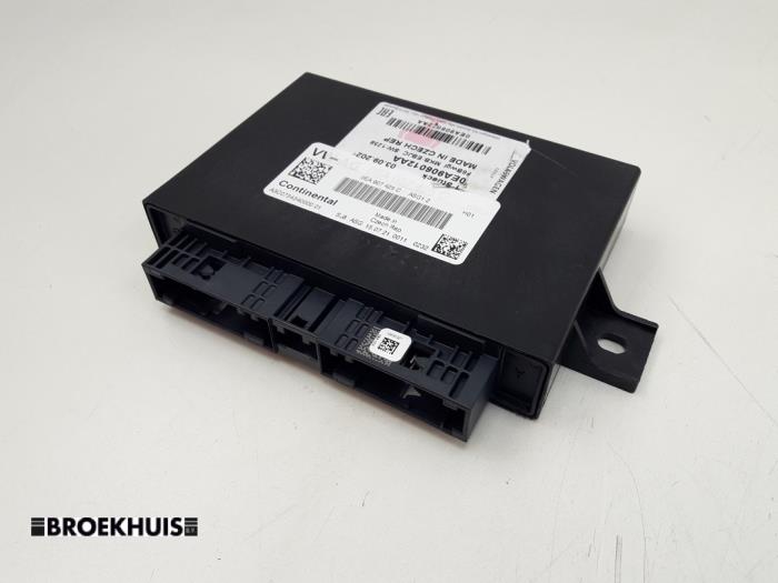 Used Engine management computer Volkswagen ID.3 (E11/E12) First, Life, Pro 58 kWh Price € 60,00 Margin scheme offered by Autobedrijf Broekhuis B.V.