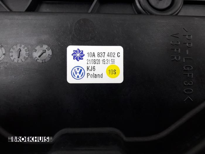 Mechanizm szyby prawej przedniej wersja 4-drzwiowa z Volkswagen ID.3 (E11) 1st 2020