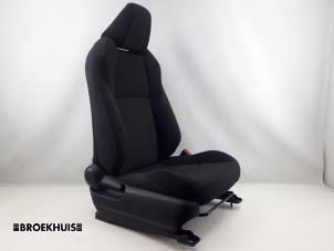 Used Seat, right Toyota C-HR (X1,X5) 1.8 16V Hybrid Price € 250,00 Margin scheme offered by Autobedrijf Broekhuis B.V.