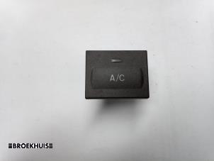 Used Air conditioning switch Ford Transit Connect 1.8 TDCi 90 Price € 12,10 Inclusive VAT offered by Autobedrijf Broekhuis B.V.