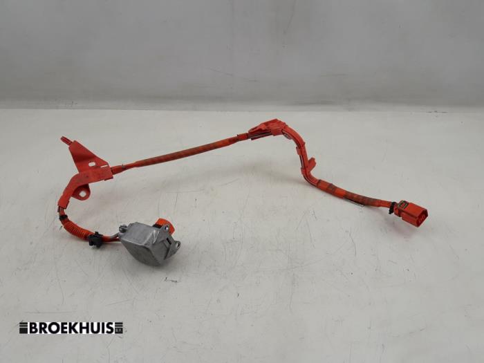 Cable high-voltage from a Toyota C-HR (X1,X5) 1.8 16V Hybrid 2018