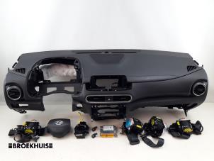 Usagé Kit airbag + tableau de bord Hyundai Kona (OS) 39 kWh Prix sur demande proposé par Autobedrijf Broekhuis B.V.