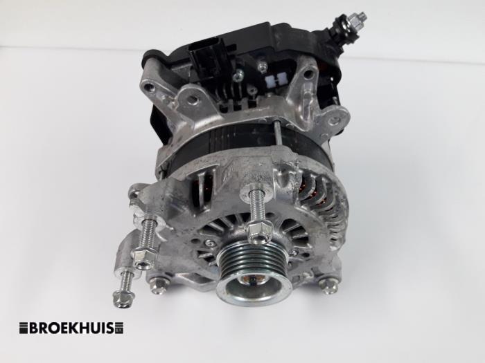Begagnade Dynamo Mazda CX-30 (DM) 2.0 e-SkyActiv X 186 M Hybrid 16V Pris € 75,00 Marginaltabell erbjuds av Autobedrijf Broekhuis B.V.