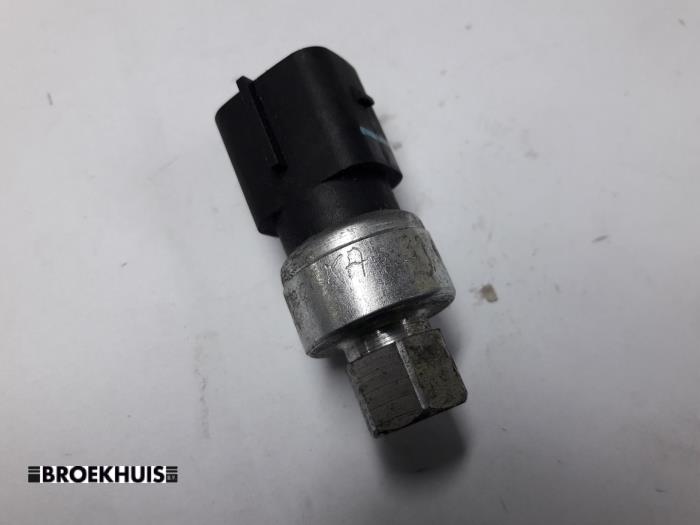 Begagnade Trycksensor, luftkonditionering Ford Ka II 1.2 Pris € 7,50 Marginaltabell erbjuds av Autobedrijf Broekhuis B.V.
