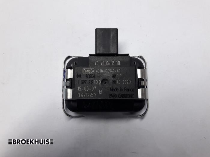 Begagnade Regnsensor Ford Mondeo IV 2.5 20V Pris € 20,00 Marginaltabell erbjuds av Autobedrijf Broekhuis B.V.