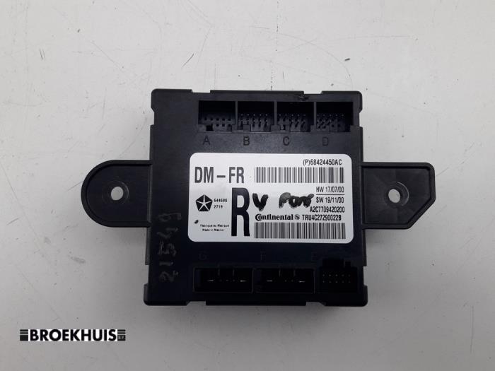 Używane Modul centralnego zamka Chrysler Pacifica 3.6 V6 24V Cena € 60,00 Procedura marży oferowane przez Autobedrijf Broekhuis B.V.