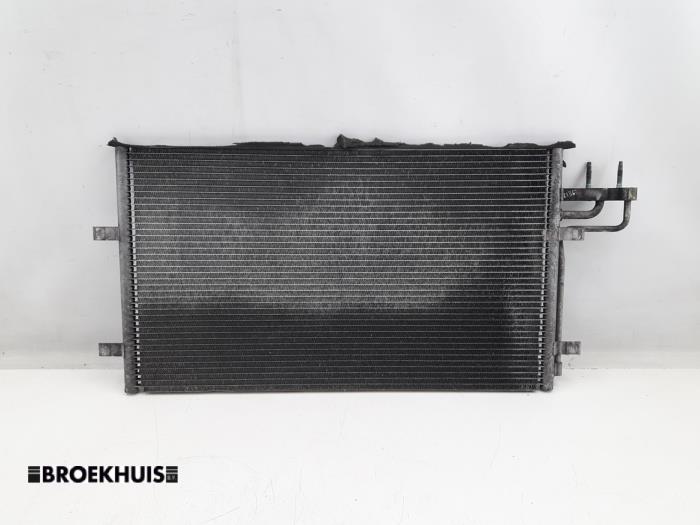 Begagnade AC-radiator Ford Focus 2 Wagon 1.6 16V Pris € 30,00 Marginaltabell erbjuds av Autobedrijf Broekhuis B.V.