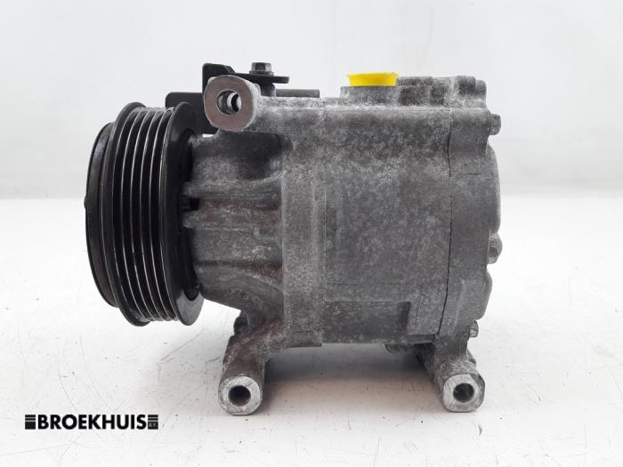 Gebrauchte Klimapumpe Fiat Panda (169) 1.2, Classic Preis € 20,00 Margenregelung angeboten von Autobedrijf Broekhuis B.V.