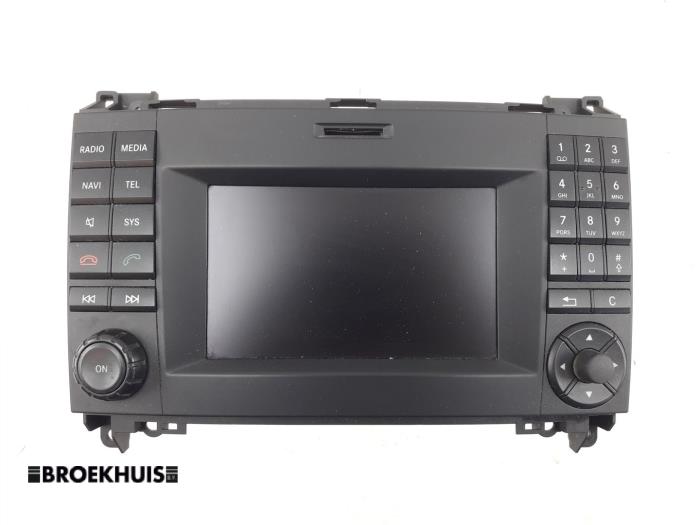 Używane System nawigacji Volkswagen Crafter 2.0 BiTDI Cena € 332,75 Z VAT oferowane przez Autobedrijf Broekhuis B.V.