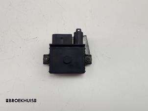 Used Glow plug relay BMW 5 serie Touring (E61) 520d 16V Price € 50,00 Margin scheme offered by Autobedrijf Broekhuis B.V.