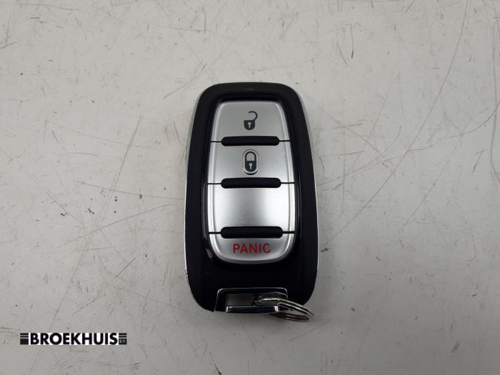 Używane Klucz Chrysler Pacifica 3.6 V6 24V Cena € 40,00 Procedura marży oferowane przez Autobedrijf Broekhuis B.V.