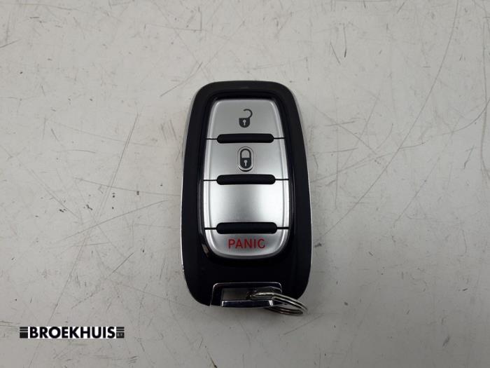 Używane Klucz Chrysler Pacifica 3.6 V6 24V Cena € 40,00 Procedura marży oferowane przez Autobedrijf Broekhuis B.V.