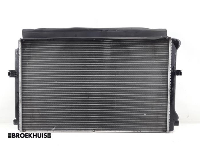 Gebrauchte Kühler Skoda Octavia Combi (5EAC) 1.6 TDI Greenline 16V Preis € 50,00 Margenregelung angeboten von Autobedrijf Broekhuis B.V.