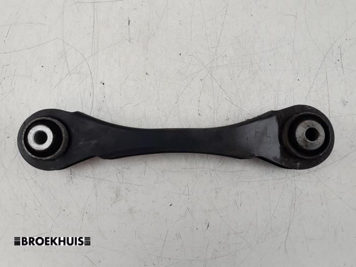 Rear wishbone, left from a BMW 3 serie (F30) 320i 2.0 16V 2018