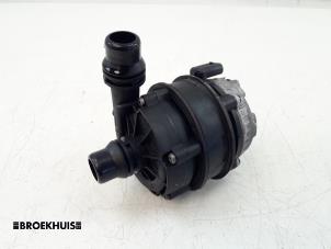 Used Additional water pump BMW 3 serie (F30) 320i 2.0 16V Price € 100,00 Margin scheme offered by Autobedrijf Broekhuis B.V.