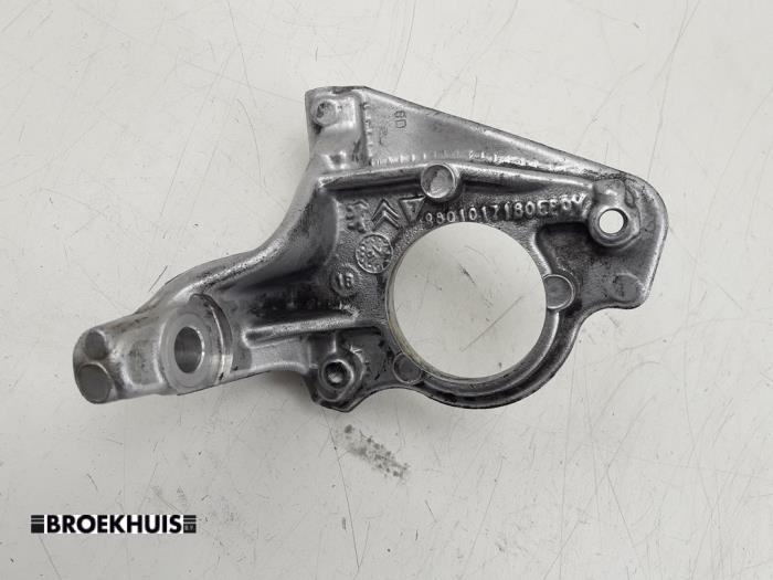 Used Engine mount Peugeot 308 SW (L4/L9/LC/LJ/LR) 1.6 BlueHDi 120 Price € 20,00 Margin scheme offered by Autobedrijf Broekhuis B.V.