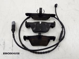 Used Rear brake pad BMW 3 serie (F30) 320i 2.0 16V Price € 15,00 Margin scheme offered by Autobedrijf Broekhuis B.V.