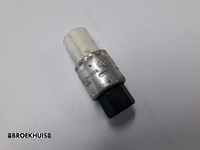 Begagnade Trycksensor, luftkonditionering Ford Focus 2 ST Pris € 10,00 Marginaltabell erbjuds av Autobedrijf Broekhuis B.V.