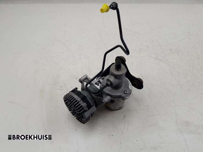 Usados Servofreno Volkswagen Golf VII (AUA) 1.4 GTE 16V Precio € 80,00 Norma de margen ofrecido por Autobedrijf Broekhuis B.V.