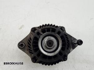 Dynamo van een Suzuki Grand Vitara II (JT) 2.0 16V 2008