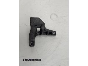 Used Air conditioning bracket Mitsubishi Outlander (GF/GG) 2.0 16V 4x2 Price on request offered by Autobedrijf Broekhuis B.V.