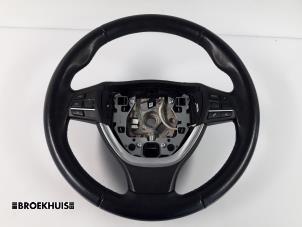 Used Steering wheel BMW 5 serie Touring (F11) 520d 16V Price € 125,00 Margin scheme offered by Autobedrijf Broekhuis B.V.