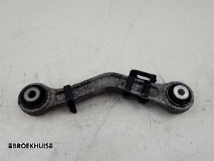 Used Rear wishbone, right BMW 5 serie Touring (F11) 520d 16V Price € 25,00 Margin scheme offered by Autobedrijf Broekhuis B.V.