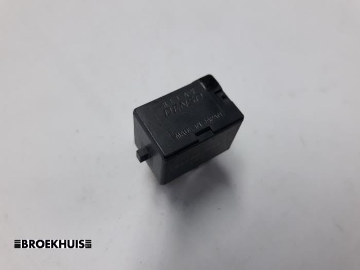 Begagnade Relä Honda Civic (FK/FN) Pris € 5,00 Marginaltabell erbjuds av Autobedrijf Broekhuis B.V.