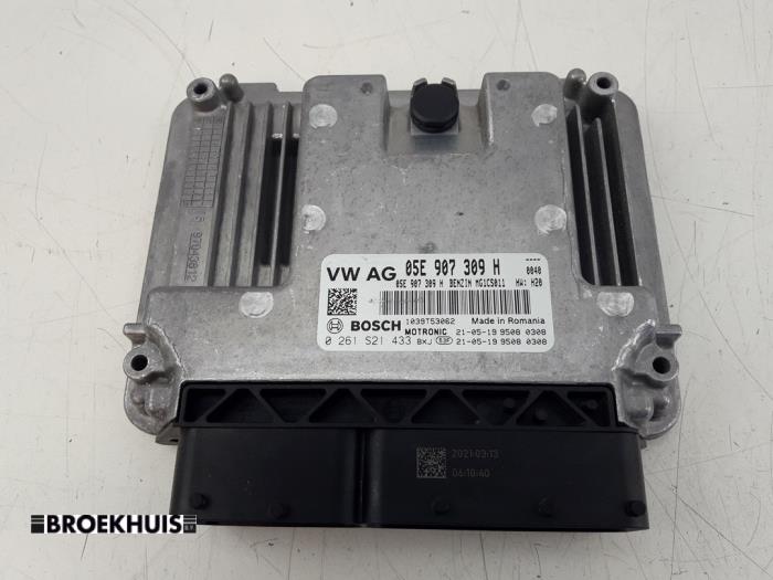 Used Injection computer Skoda Karoq 1.5 TSI 16V Price € 275,00 Margin scheme offered by Autobedrijf Broekhuis B.V.