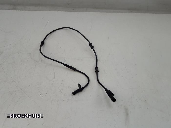 Begagnade ABS-sensor Mercedes GLA AMG (156.9) 2.0 45 AMG Turbo 16V Pris € 30,00 Marginaltabell erbjuds av Autobedrijf Broekhuis B.V.